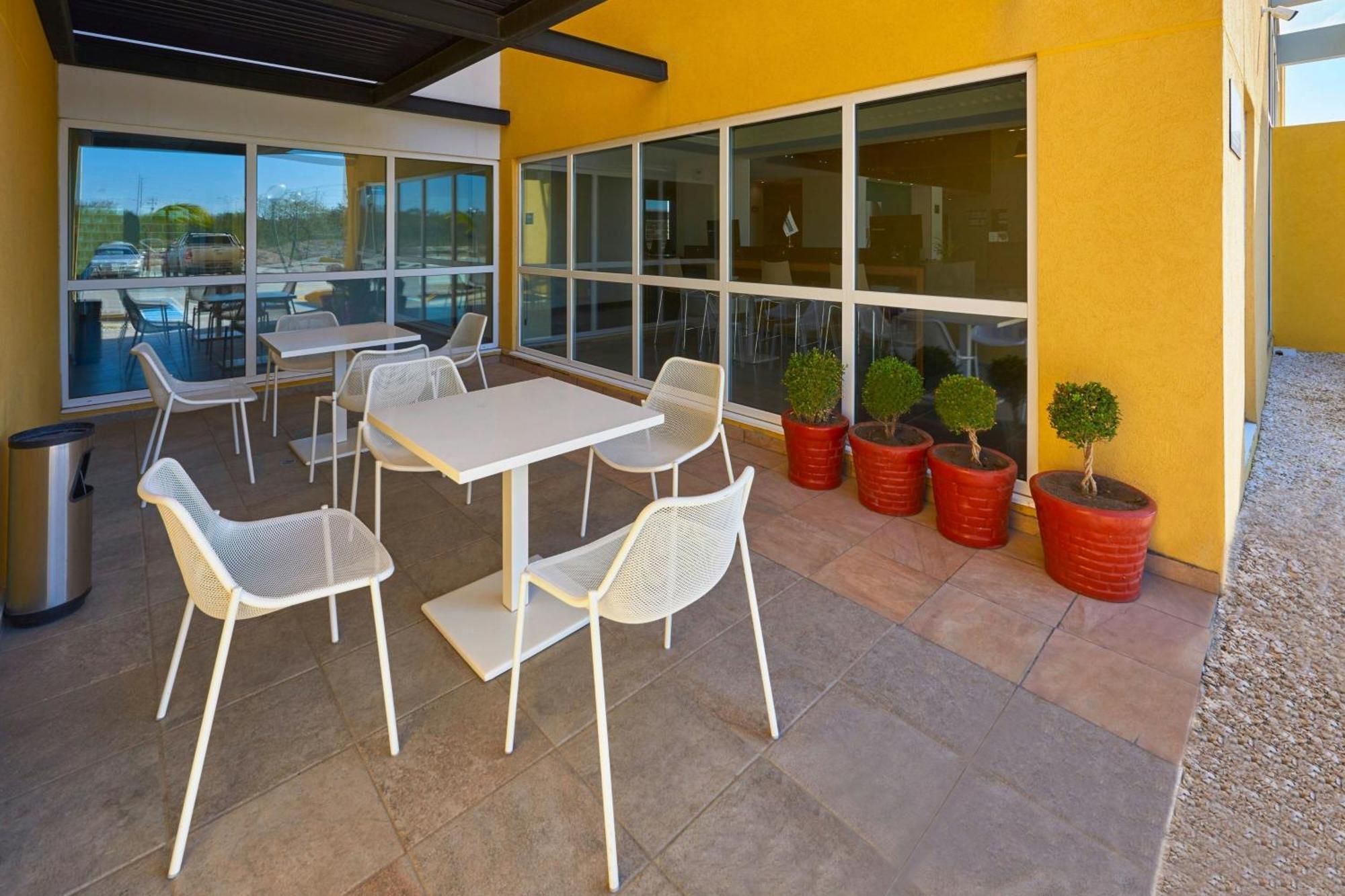 City Express By Marriott Reynosa Aeropuerto Exterior photo