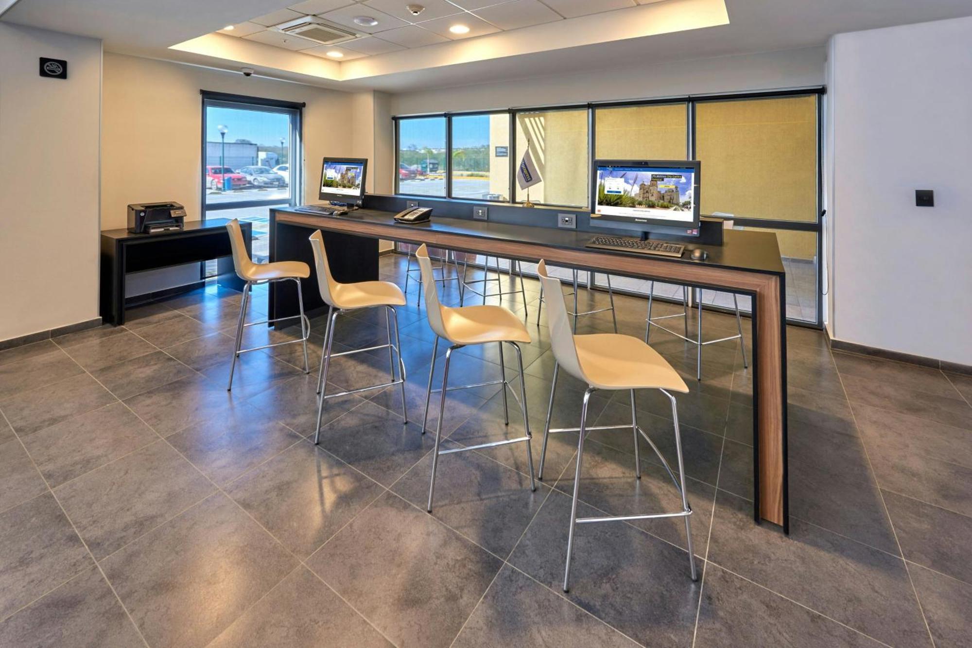 City Express By Marriott Reynosa Aeropuerto Exterior photo