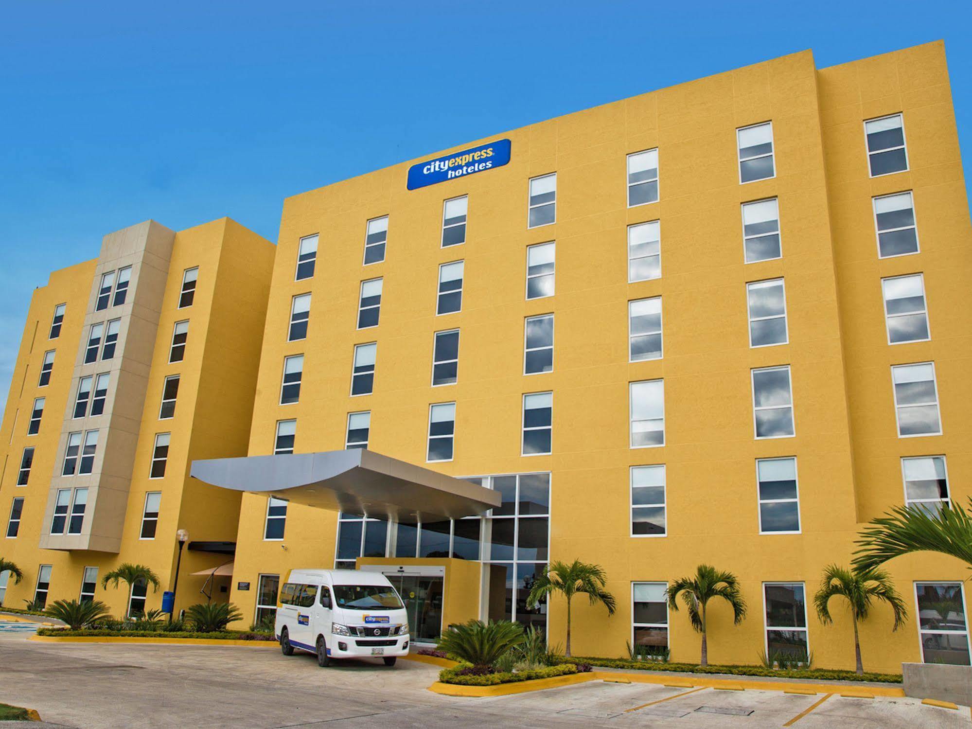 City Express By Marriott Reynosa Aeropuerto Exterior photo